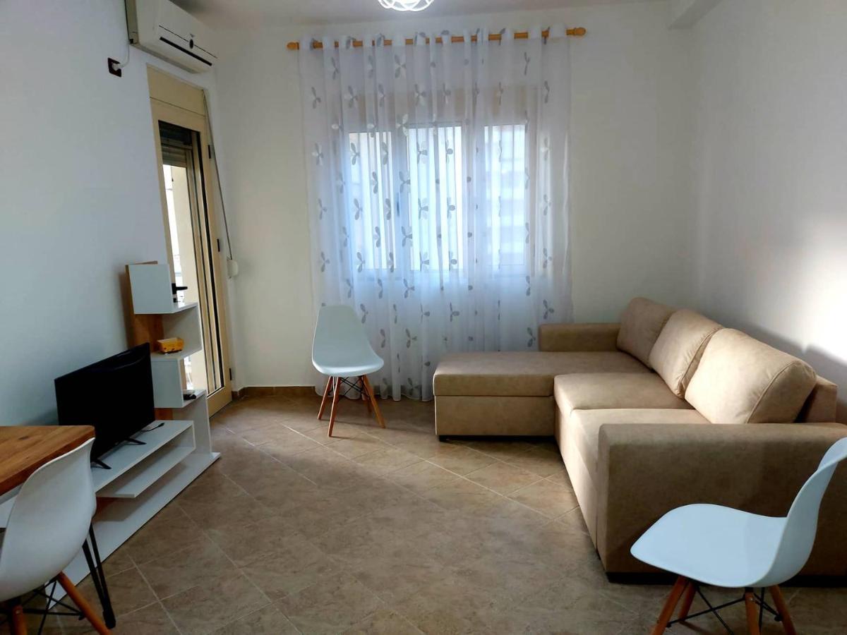 Seaside View 1 Apartment Vlore Bagian luar foto